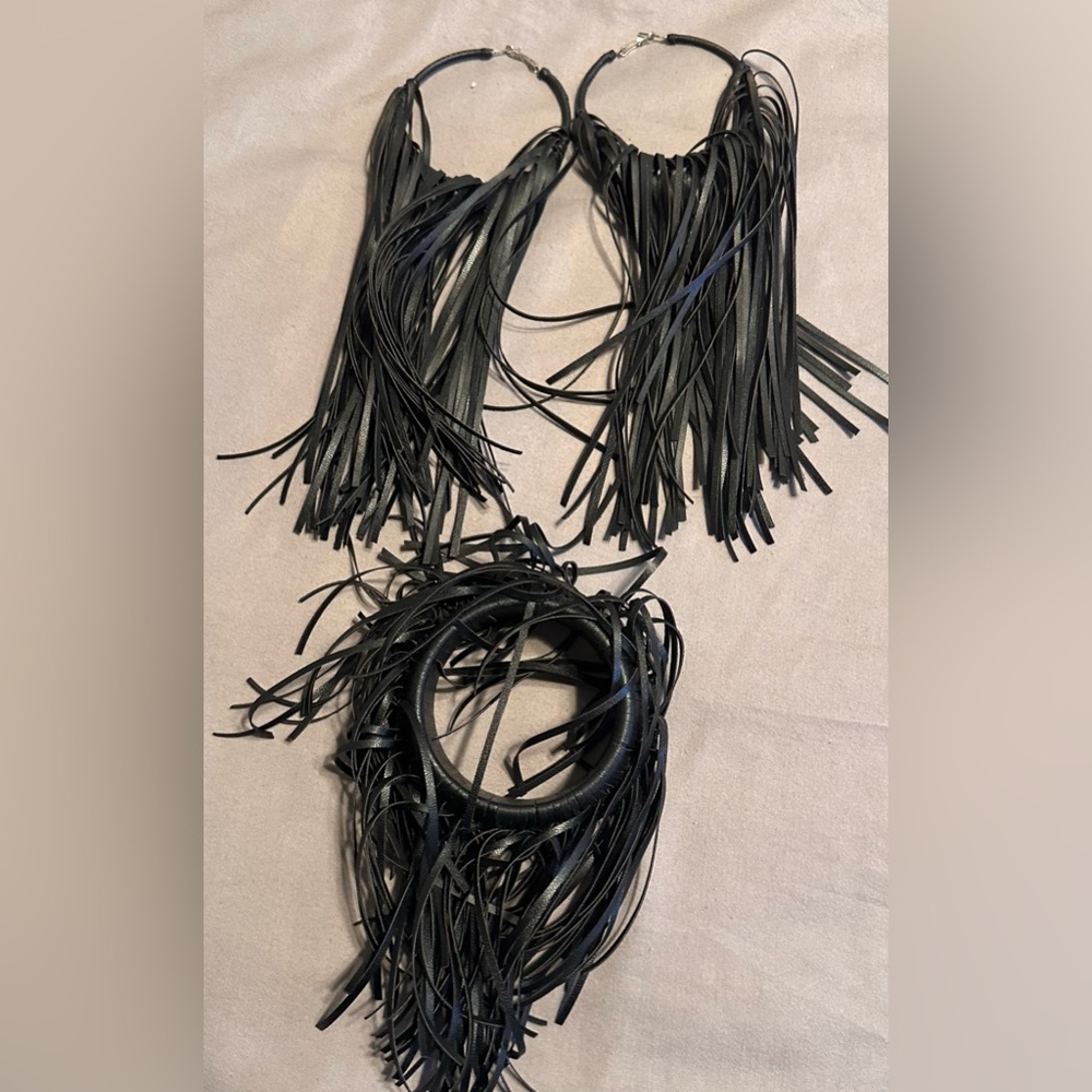 Sassy Jones Black Geometric Earrings and Bracelet